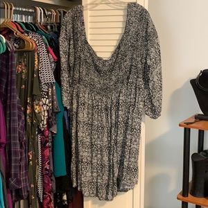 Torrid tunic with square neck line.